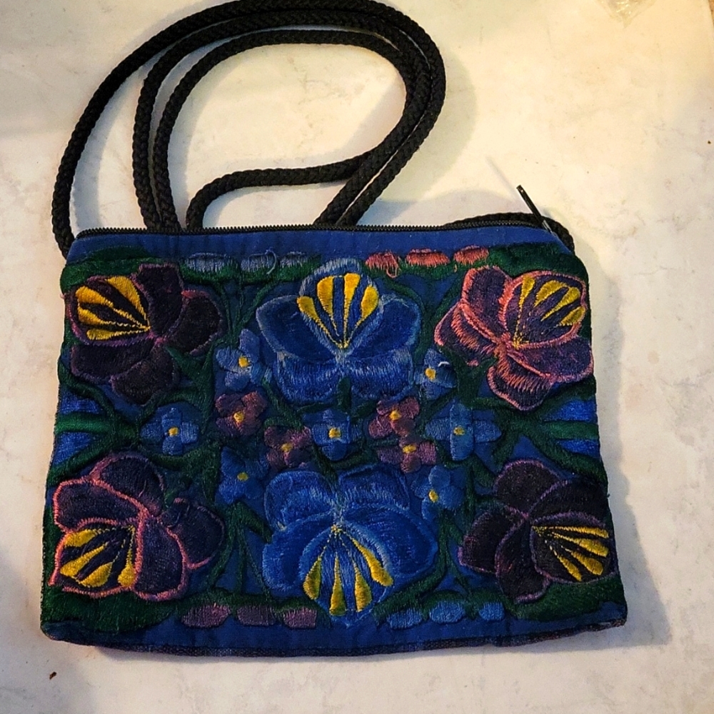 COPY #1 - Floral Crossbody Bag